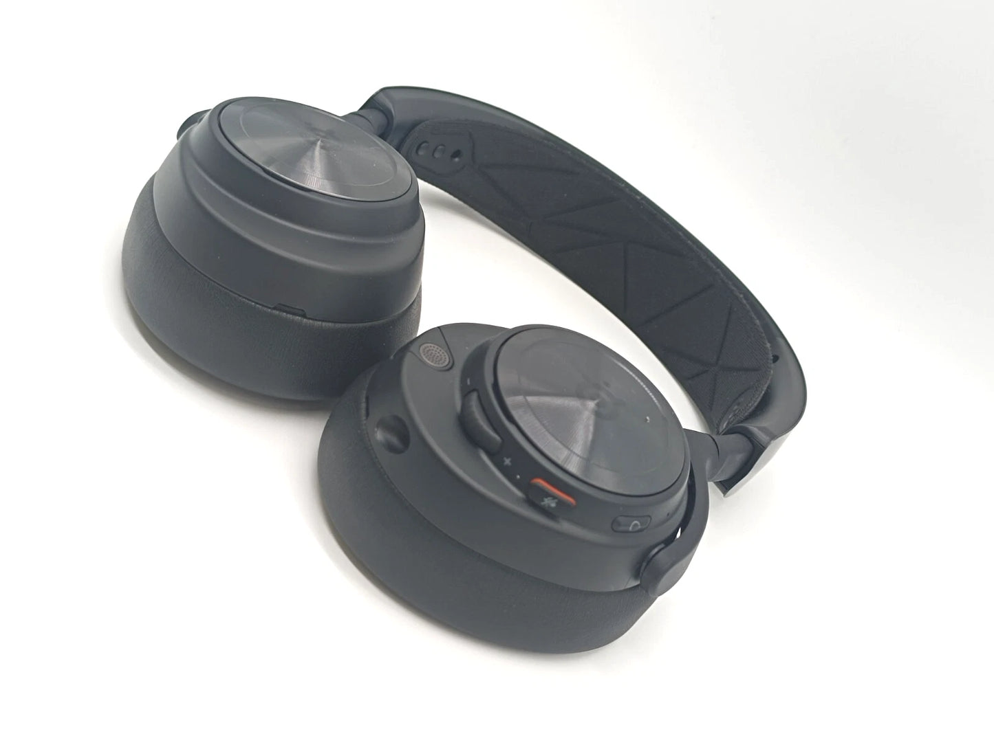 Steelseries Arctis Nova Pro Wireless Gaming Headset für Playstation/PC - Schwarz